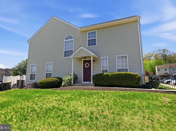 1 Grimley Rd, Schwenksville, PA 19473