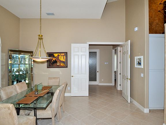 5th image of 11561 Westlinks Dr