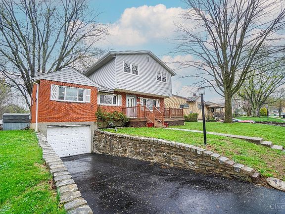 3rd image of 2276 Deblin Dr