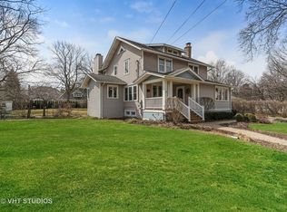320 W Harrison Ave, Wheaton, IL 60187
