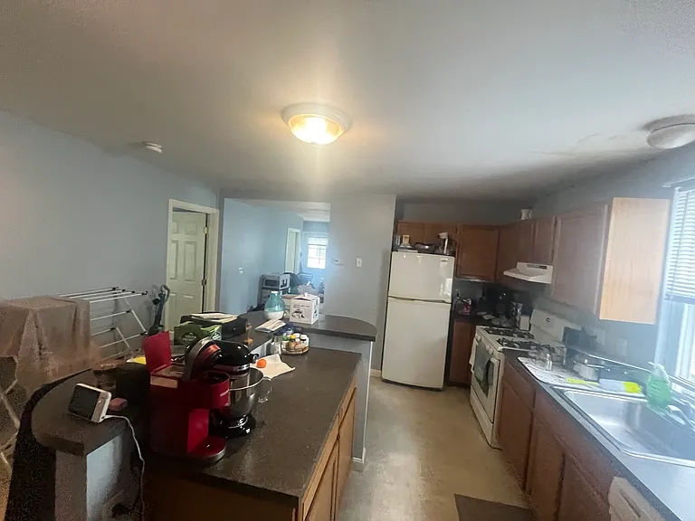 26A Lake St #1 — Photo 2