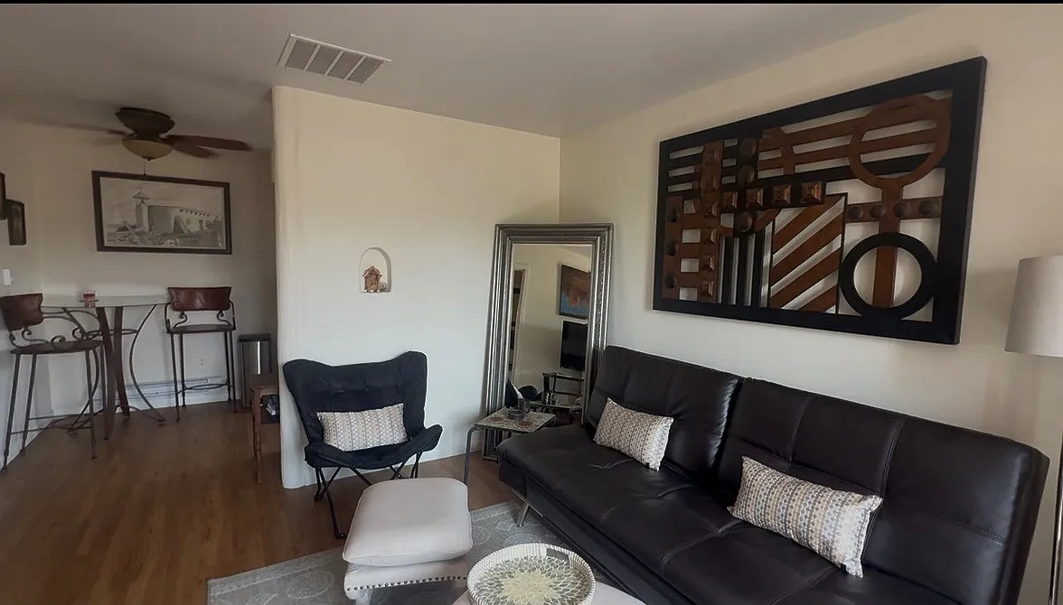 1 bed, 500 sqft, $1,500 — Photo 2