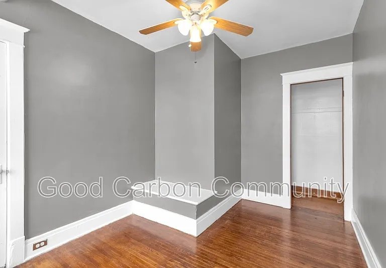 81 Saranac Ave #UPPER — Photo 6