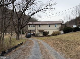 7986 Frankfort Hwy, Fort Ashby, WV 26719