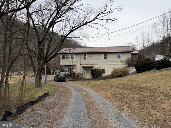 7986 Frankfort Hwy, Fort Ashby, WV 26719