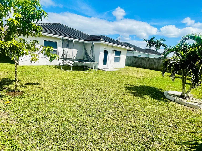 30354 SW 163rd Ct — Photo 13
