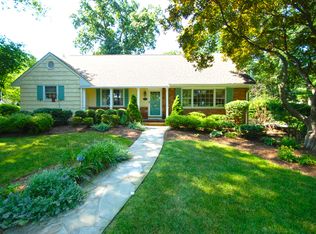 318 Richards Rd, Ridgewood, NJ 07450