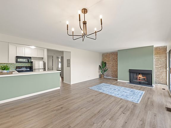 5th image of 5821 Oakwood Dr APT A