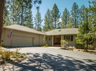 2929 NW Moore Ct, Bend, OR 97703