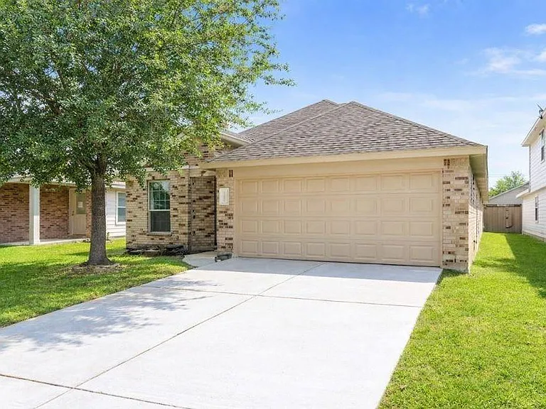 21530 Falvel Lake Dr — Photo 10