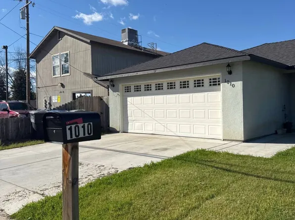 1010 W Goshen Ave, Visalia, CA 93291