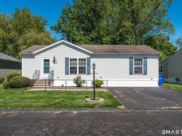 17 Laurel Circle, East Windsor, CT 06088
