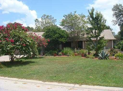 2nd image of 3212 Thackery Way