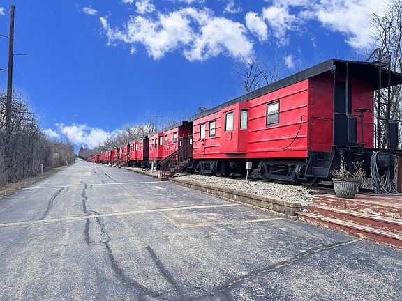 3rd image of 301 East Townline ROAD #11