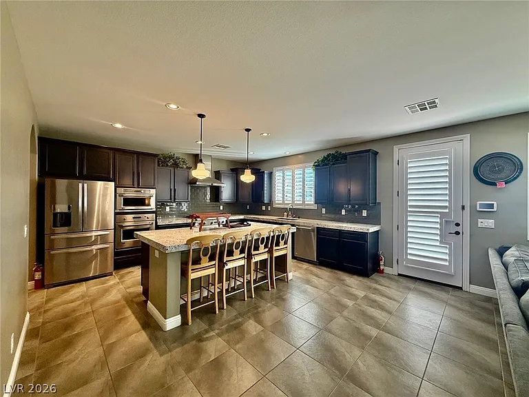 8045 Slip Point Ave — Photo 6
