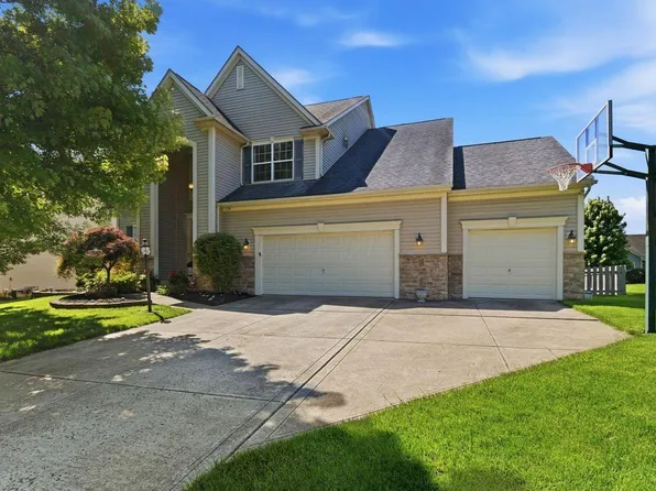 8877 Woodside St, Canal Winchester, OH 43110