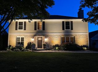 2269 Canterbury Rd, Columbus, OH 43221