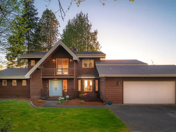 31823 S Bridge Way NE, Poulsbo, WA 98370