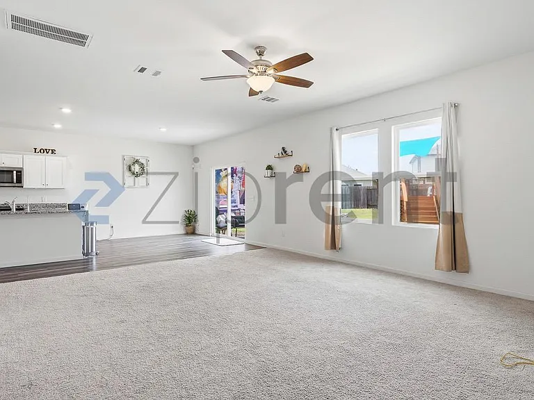 1021 Pin Cherry Ln — Photo 15