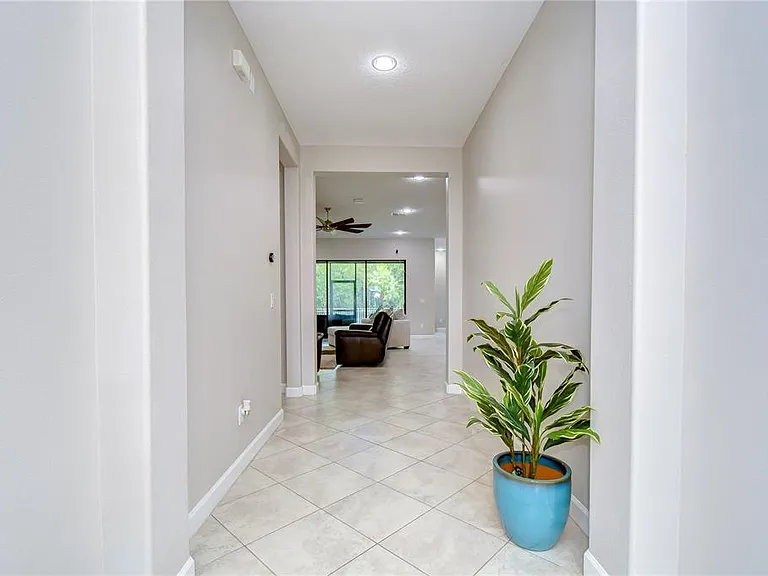 31470 Fairhill Dr — Photo 41
