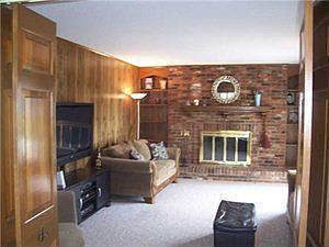 3rd image of 30 Tanglewood Dr