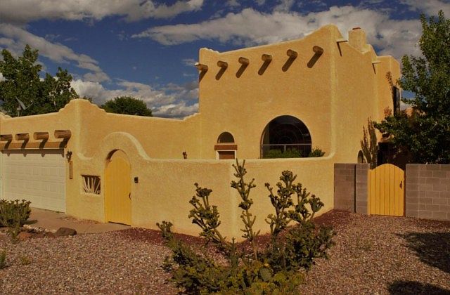 1st image of 6828 Tamarisk Pl NW