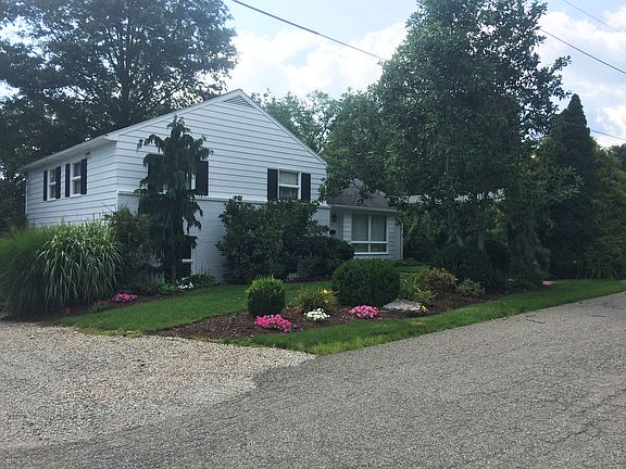 2nd image of 10 Garfield Ave