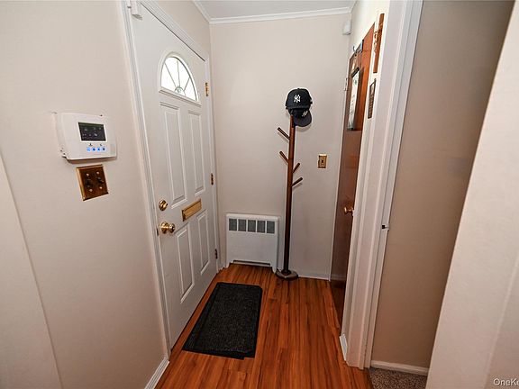 2nd image of 1522 Rica Place