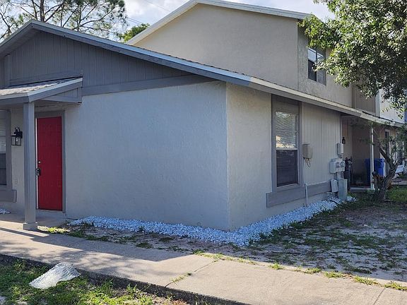 5th image of 14114 Village Terrace Dr