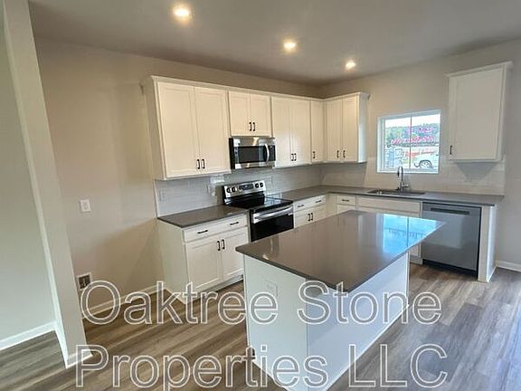 5th image of 118 Foster Way Dr