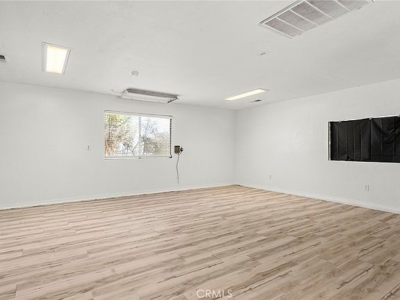 5th image of 9413 Corbett Ct
