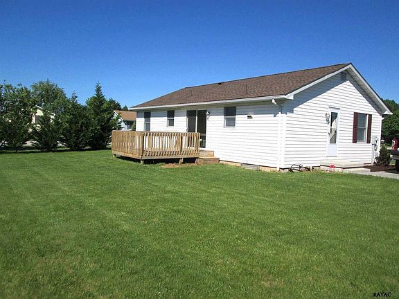 3rd image of 160 Liberty Dr