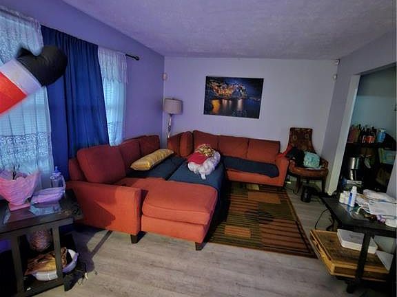 2nd image of 3865 Pointe Bleue Dr