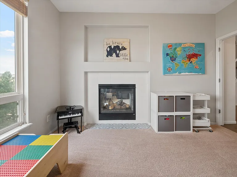 1048 Orion Way — Photo 20