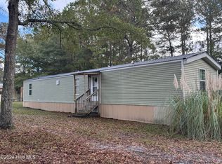 587 Mary Lou Lane SW, Supply, NC 28462