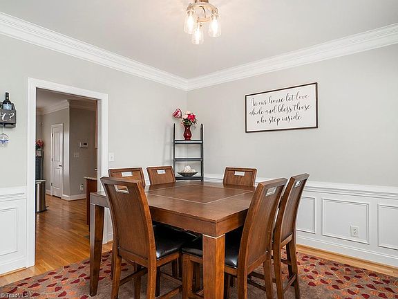 5th image of 151 Willowbrooke Way