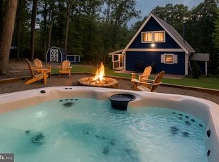 137 Park View Ln, Shenandoah, VA 22849