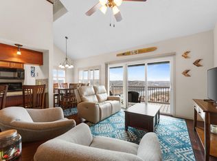 4 Treehouse Ln BUILDING 7-4, Branson, MO 65616