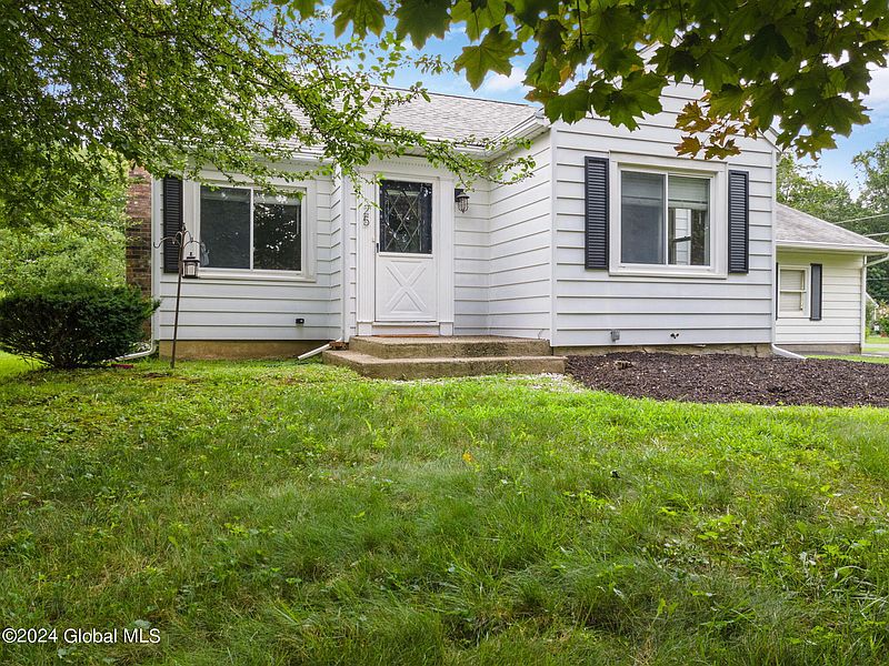 2nd image of 25 Woodside Drive