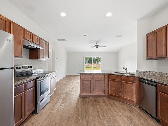 3rd image of 8722 Kaye Ln