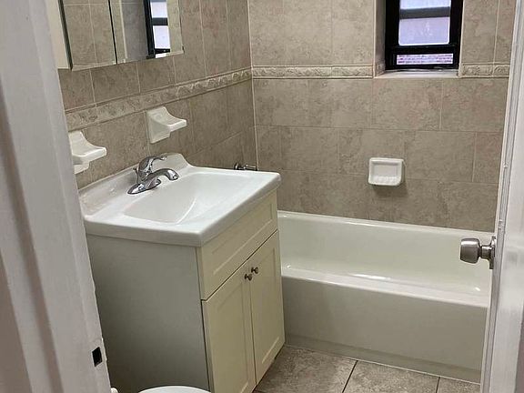 5th image of 80-08 135th St #605