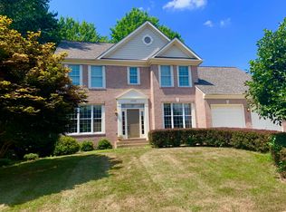 10202 Burke Chase Ct, Fairfax, VA 22032