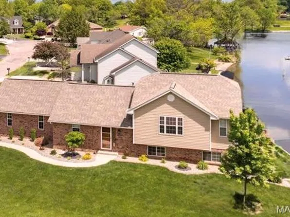1396 Britany Ct, Edwardsville, IL 62025