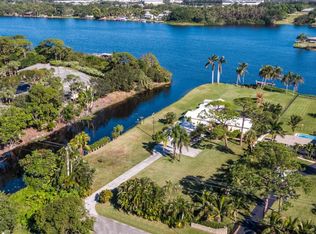 6524 Eastview Dr, Lake Worth, FL 33462