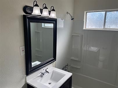 1st image of 1558 Bridge St #22