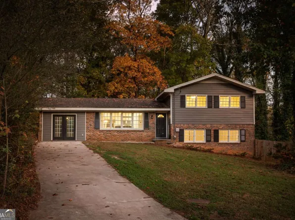 3512 Casa Woods Ln, Clarkston, GA 30021