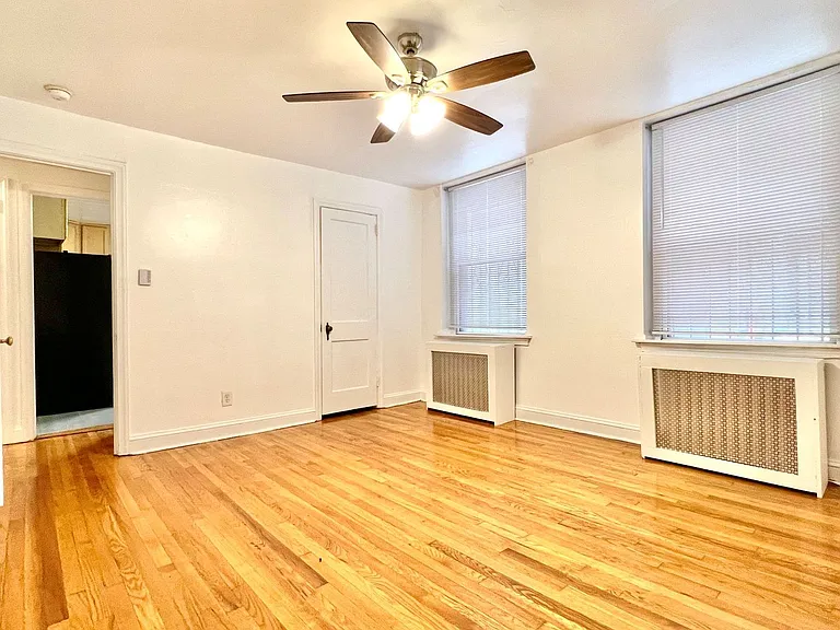 30 S. 22nd Street — Photo 33