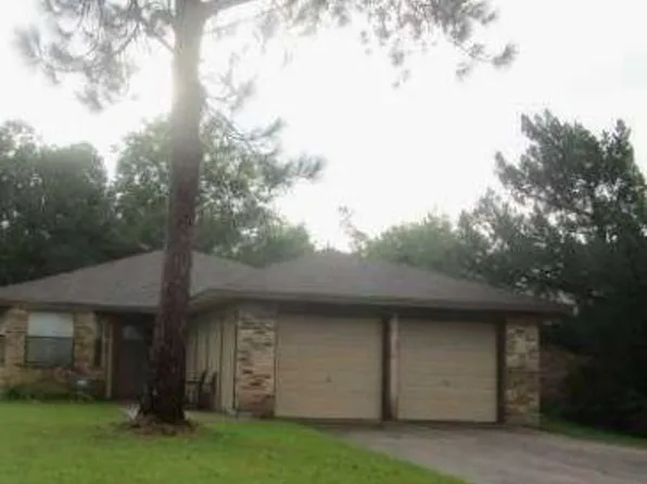 2285 Willowglen Dr, Beaumont, TX 77707