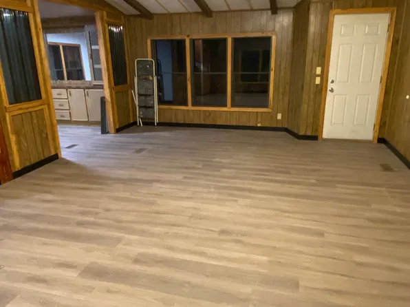 304 E Raven Ave, Rangely, CO 81648