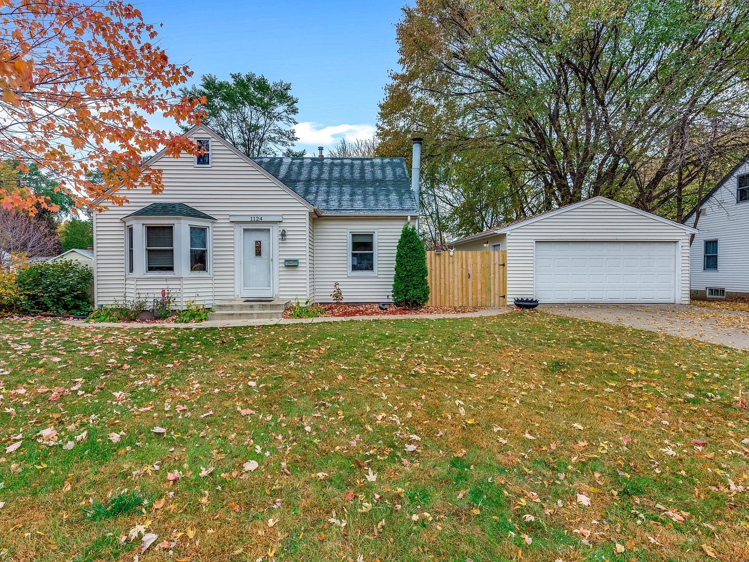 1124 86th St W, Bloomington, MN 55420 Zillow